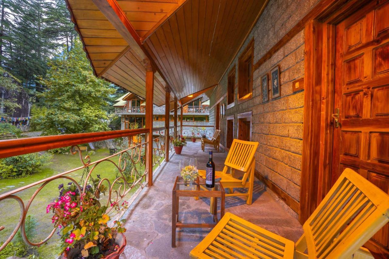 Stayvista At Casa Bella Vista- Mall Road Manali  Exterior photo